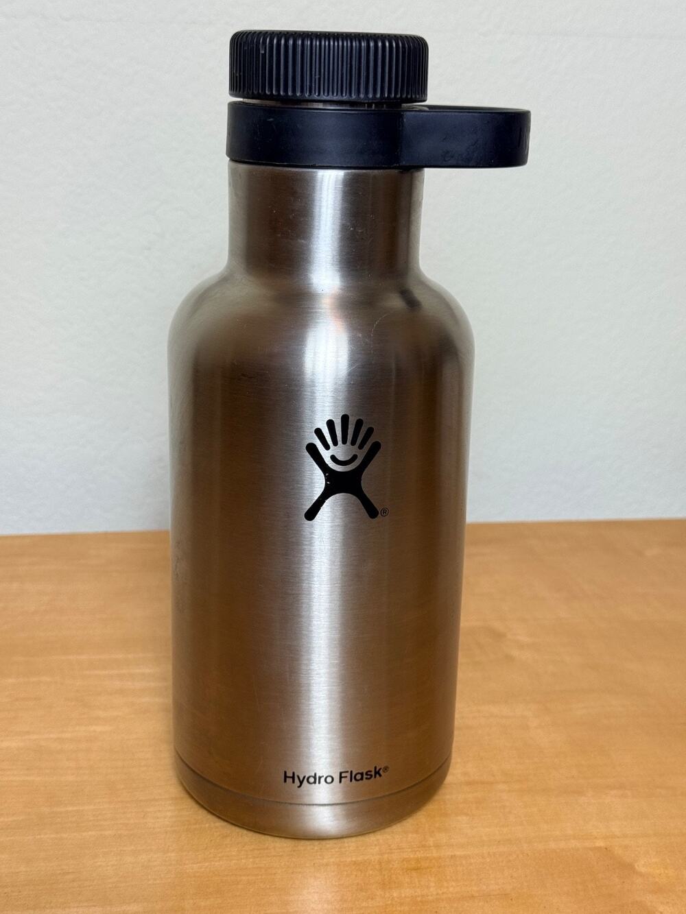 Hydro Flask 64 oz Growler Stainless Steel Wide Mouth Vacuum Insulated Bottle